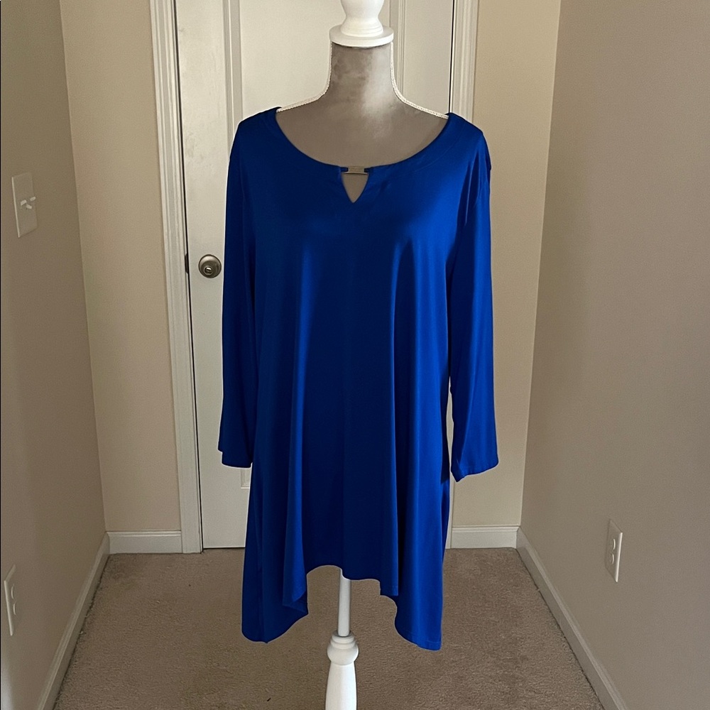 Royal Blue Keyhole Tunic Top